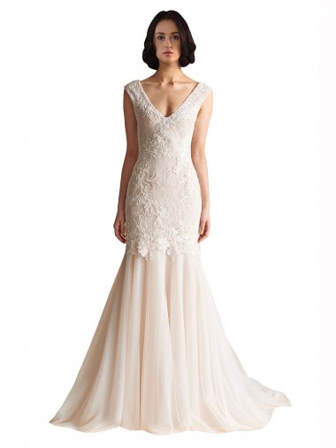 Sleeveless V-Neck Tulle Ivory & Champagne Sweep Train Wedding Dress Adelaide